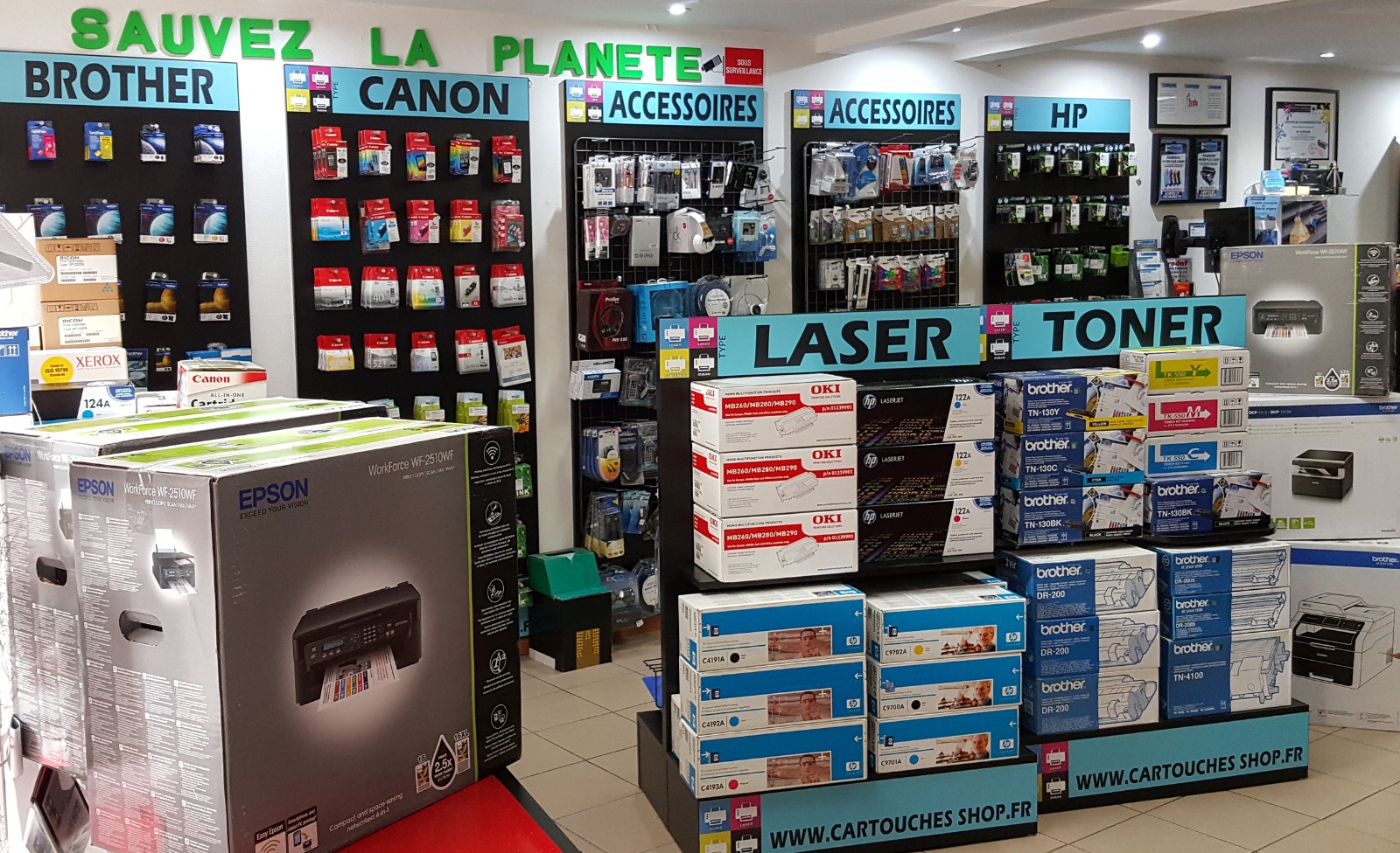 Intérieur du magasin Cartouches Shop